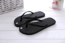 Load image into Gallery viewer, Fashion Flat Flip Flops Non-slip Slipper Soles Heel